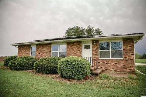2752 Highway 96 N, Ursa, IL 62376