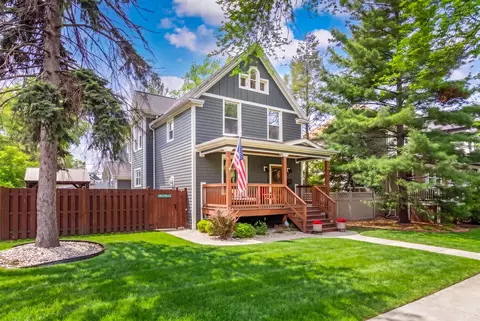 6826 N Osceola Ave, Chicago, IL 60631