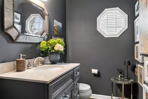 Bath - 2523 Skylane Dr, Naperville, IL 60564 photo 1 of 7