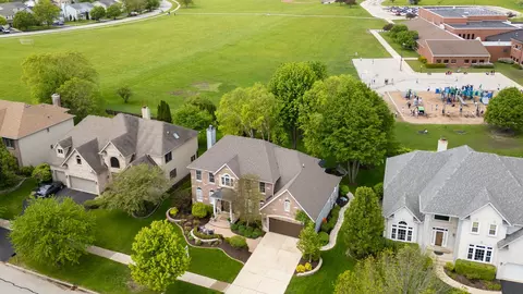 View/Area - 2523 Skylane Dr, Naperville, IL 60564 photo 4 of 5