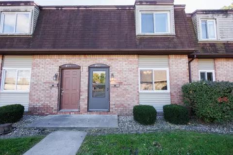 1119 S Curtis Ave #F62, Kankakee, IL 60901 photo 2