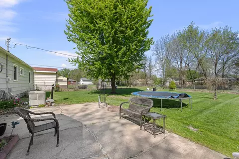 Exterior - 3820 15th St A, Moline, IL 61265 photo 7 of 9