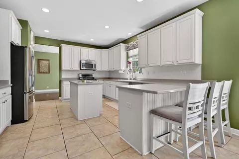 Kitchen - 13809 Trillium Ln, Plainfield, IL 60544 photo 1 of 5