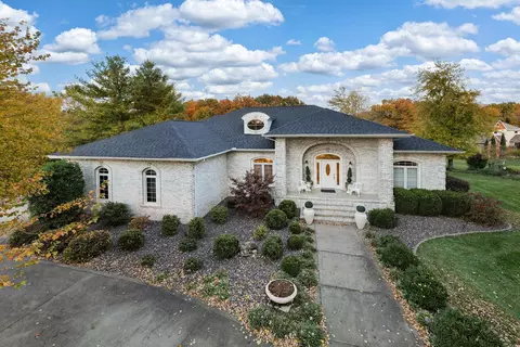 850 Stone Creek Dr, Makanda, IL 62958