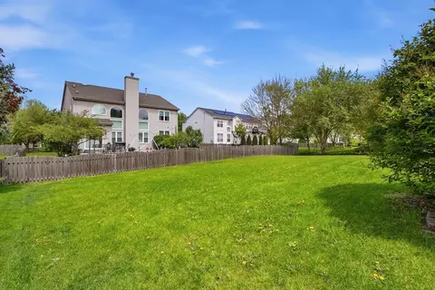Exterior - 2174 Muirfield Trl, Bolingbrook, IL 60490 photo 5 of 6