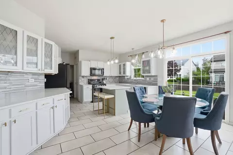 Kitchen - 2174 Muirfield Trl, Bolingbrook, IL 60490 photo 1 of 4