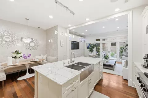 Kitchen - 22 E Division St #1, Chicago, IL 60610 photo 1 of 9