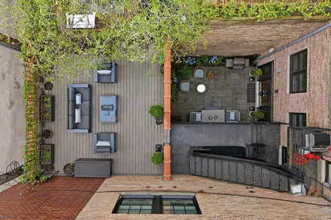 Exterior - 22 E Division St #1, Chicago, IL 60610 photo 8 of 11
