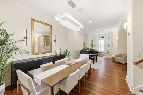 Dining - 22 E Division St #1, Chicago, IL 60610 photo 2 of 4
