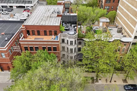 View/Area - 22 E Division St #1, Chicago, IL 60610 photo 3 of 3