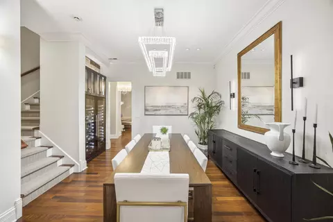 Dining - 22 E Division St #1, Chicago, IL 60610 photo 3 of 4