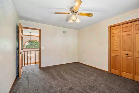 Bedroom - 526 N 3rd Ave, Des Plaines, IL 60016 photo 6 of 6