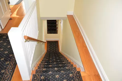 Entry Way - 940 W Grant Dr, Des Plaines, IL 60016 photo 2 of 5