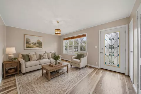 Living - 1107 University St, Dixon, IL 61021 photo 1 of 3