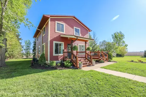 26340 Esmond Rd, Esmond, IL 60129