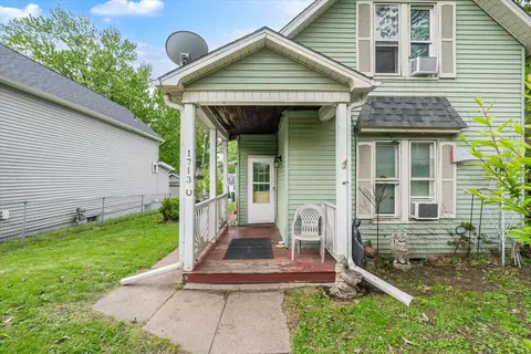 1713 W 9th St, Davenport, IA 52804
