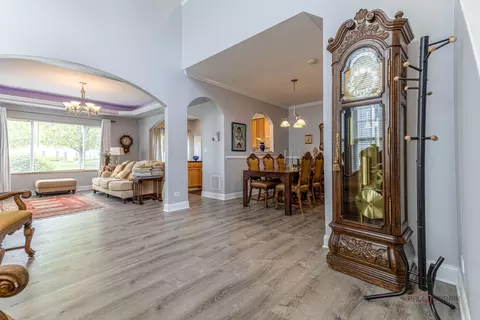 Entry Way - 6931 Creekside Dr, Plainfield, IL 60586 photo 2 of 3