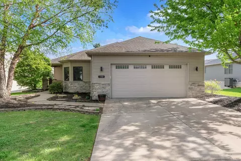 1909 E 58th St, Davenport, IA 52807