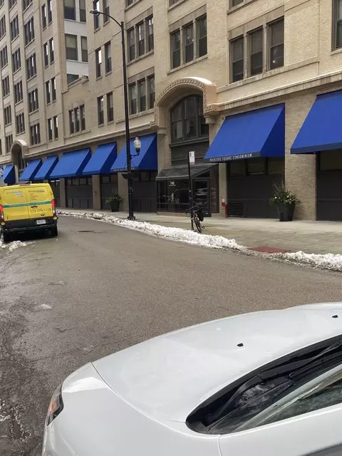 740 S Federal St #404, Chicago, IL 60605