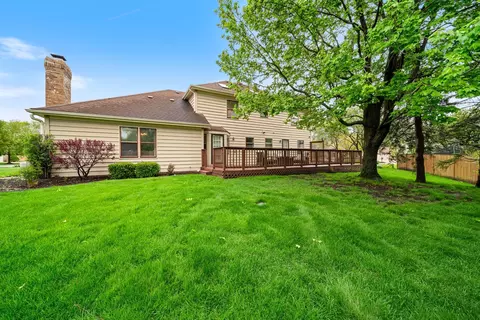Exterior - 2405 Cimarron Ct, Naperville, IL 60565 photo 2 of 5