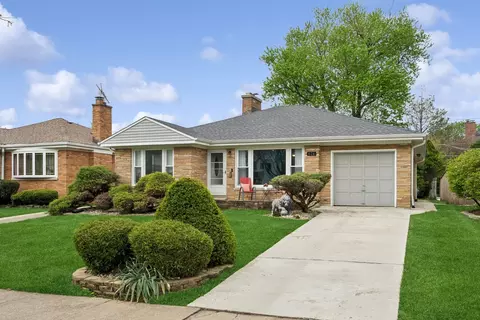 624 S Madison Ave, La Grange, IL 60525