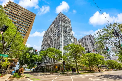 5757 N Sheridan Rd #20G, Chicago, IL 60660