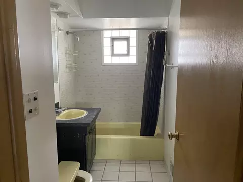 1512 N Wolf Rd, Berkeley, IL 60163 photo 5