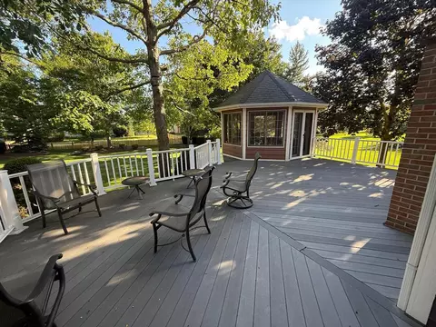 Exterior - 3621 Bunker Hill Dr, Algonquin, IL 60102 photo 4 of 5