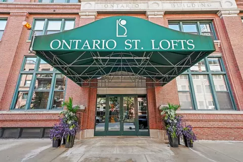 411 W Ontario St #419, Chicago, IL 60654