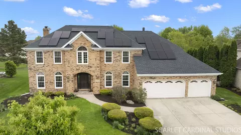 4042 Broadmoor Cir, Naperville, IL 60564