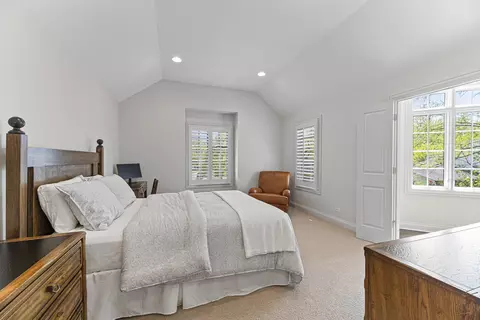 Bedroom - 126 Millstone Rd, Deerfield, IL 60015 photo 4 of 5