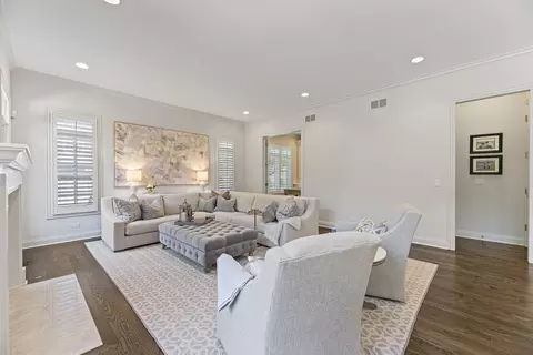 Living - 126 Millstone Rd, Deerfield, IL 60015 photo 4 of 4