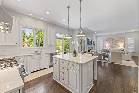 Kitchen - 126 Millstone Rd, Deerfield, IL 60015 photo 3 of 4