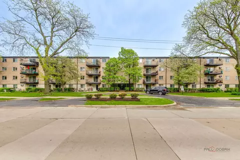 1215 N Waterman Ave #2E, Arlington Heights, IL 60004