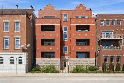 1656 W Augusta Blvd #3W, Chicago, IL 60622