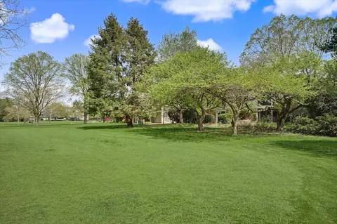 Exterior - 22 Fields E #0, Champaign, IL 61822 photo 6 of 8