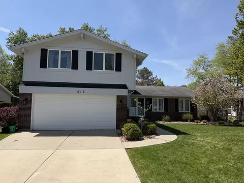 516 N Beck Rd, Lindenhurst, IL 60046