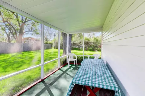 Exterior - 1719 Verde Dr, Mount Prospect, IL 60056 photo 6 of 7