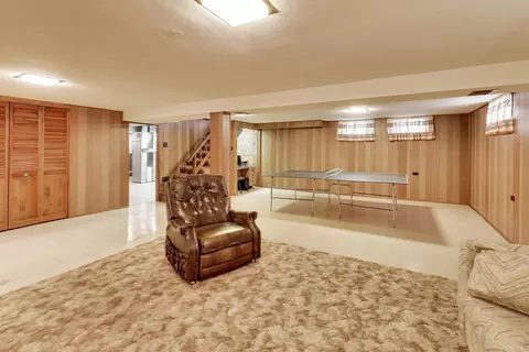 Other - 1719 Verde Dr, Mount Prospect, IL 60056 photo 3 of 7