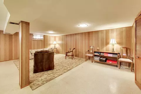 Other - 1719 Verde Dr, Mount Prospect, IL 60056 photo 2 of 7