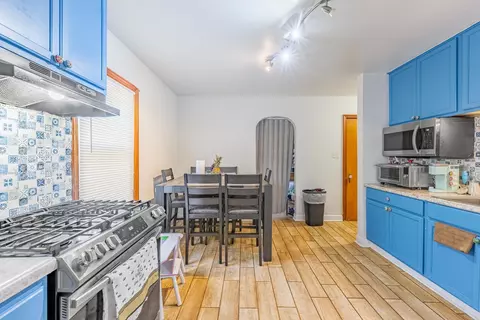 Kitchen - 2910 E 138 Pl, Burnham, IL 60633 photo 1 of 1