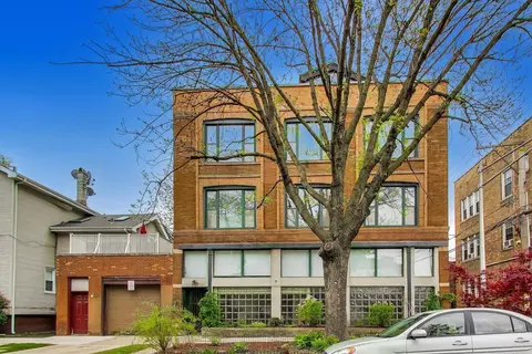 1757 W Sunnyside Ave #D, Chicago, IL 60640