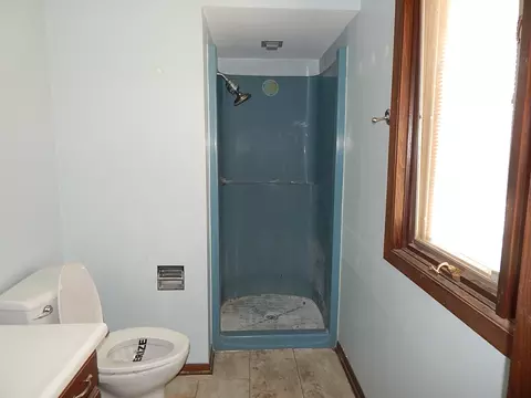 Bath - 513 S 7th St, Eldridge, IA 52748 photo 1 of 5
