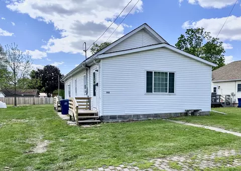 915 Chartres St, Lasalle, IL 61301