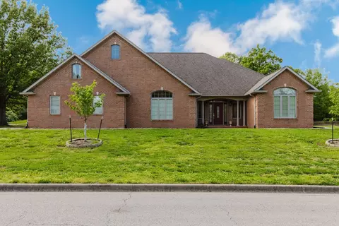 2768 Kokopelli Dr, Marion, IL 62959