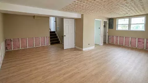 17516 Butternut Rd, Hazel Crest, IL 60429 photo 6