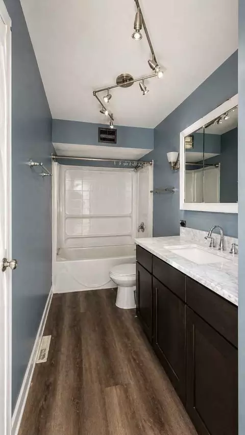 17516 Butternut Rd, Hazel Crest, IL 60429 photo 9