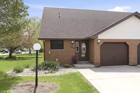 200 Fairview Dr, Manhattan, IL 60442