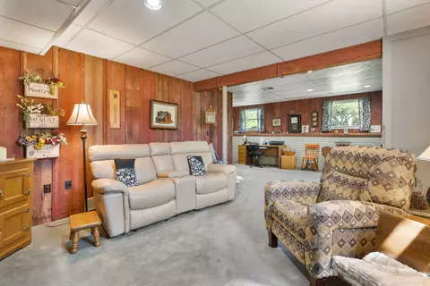 Living - 918 6th St, Hampton, IL 61256 photo 6 of 6