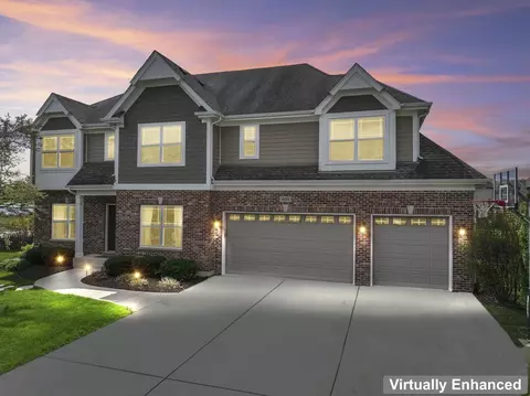601 Oak Ln, South Elgin, IL 60177
